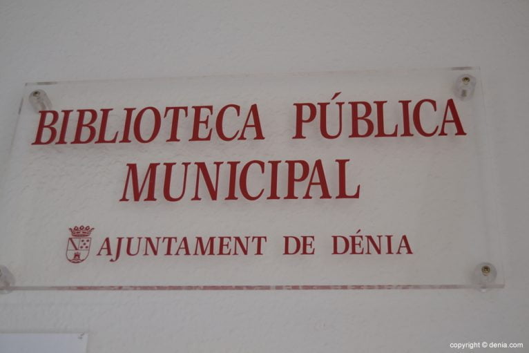 Biblioteca municipal de Dënia
