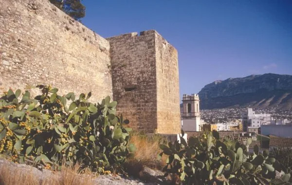 Castillo 9
