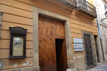 Entrada al museo etnológico de Dénia