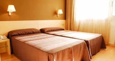 Hotel Daniya Dénia – Habitación