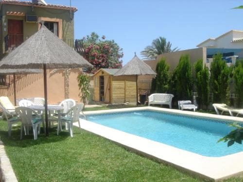 Hotel Oasis