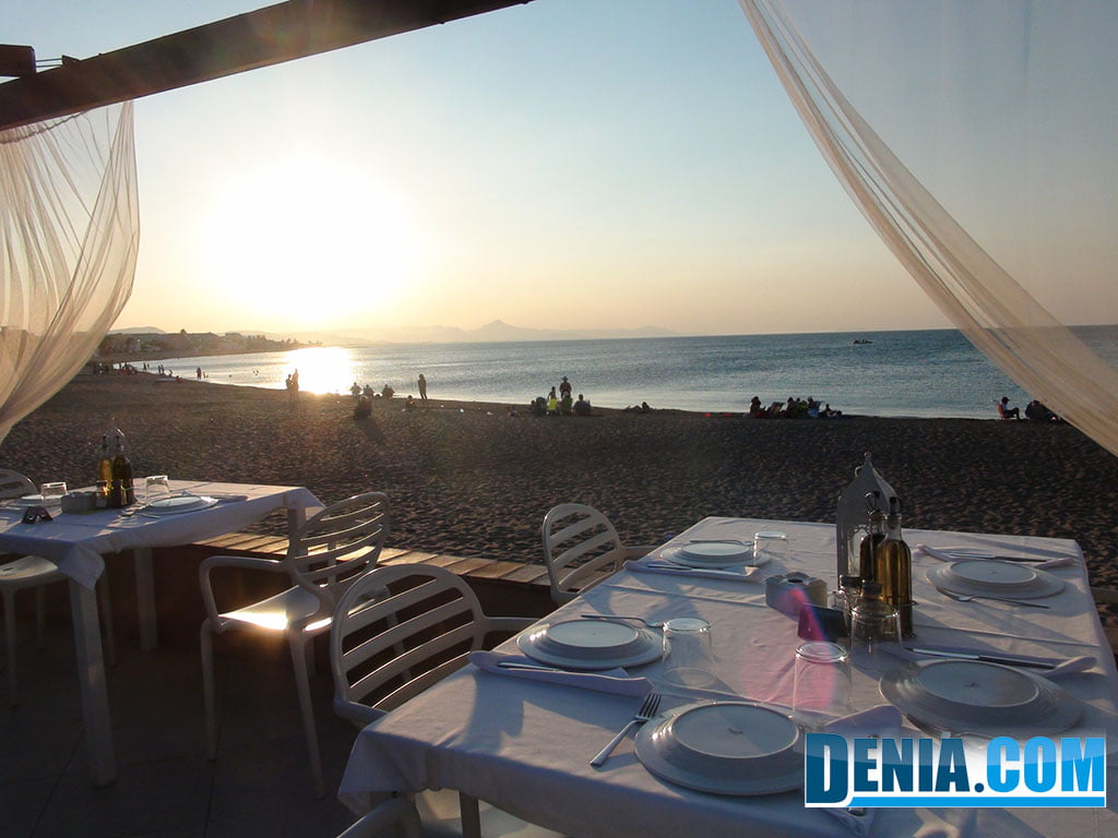Noguera Mar Hotel, hotel con restaurante junto al mar mediterráneo
