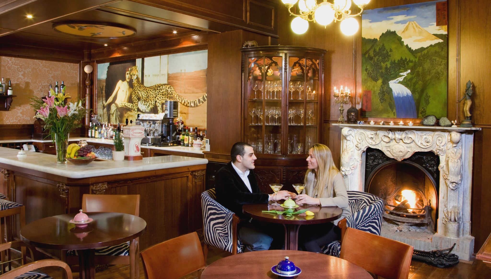 Cafetería estilo siglo XIX del Hotel Chamarel