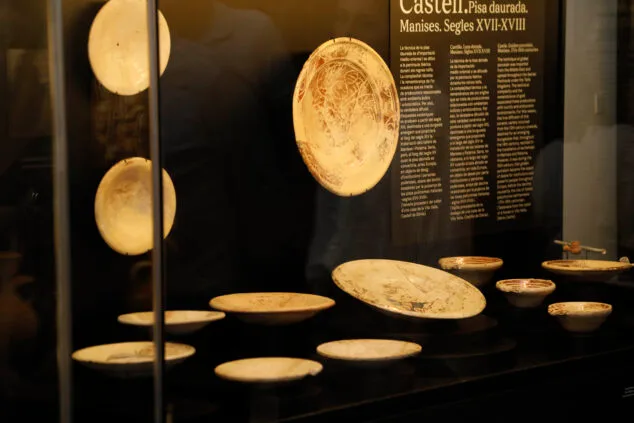 Museo Arqueológico de Dénia 47 coleccion de ceramica antigua