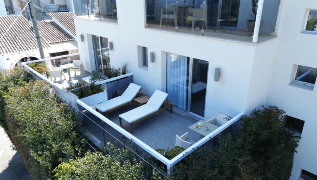 tu balcon privado con esencia de denia