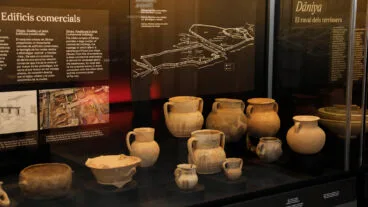 Vasijas de la exposición dest