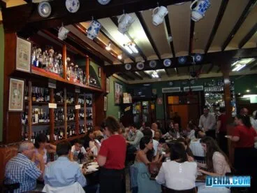 Casa Miguel Juan,  como en su propia casa