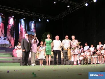 Acto fallero en las fiestas de Dénia