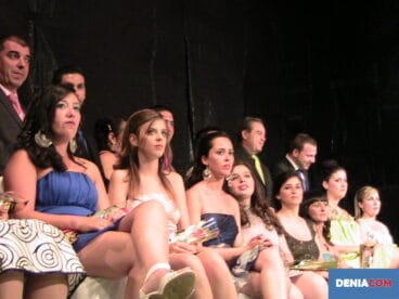 Acto fallero en las fiestas de Dénia