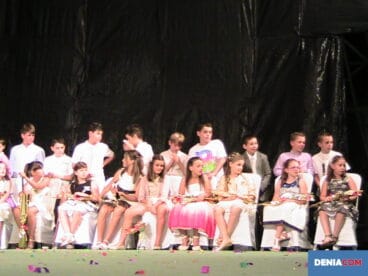 Acto fallero en las fiestas de Dénia