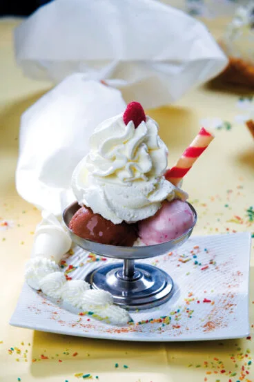 Helado y nata