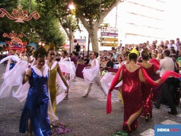 Roques comparsa