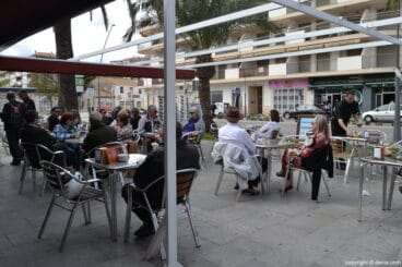 Terraza del bar Cresol