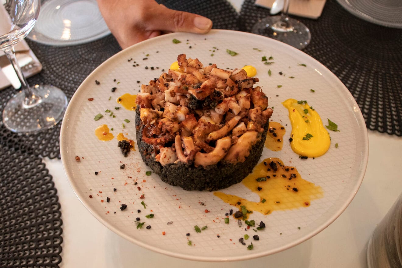 Prueba los deliciosos platos de La Cova Tallà