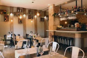 Salón interior La Cova Tallà