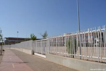 Acceso trasero al IES Número 3