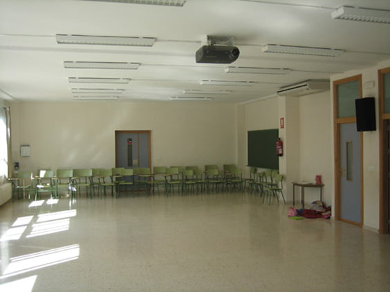 Aula de audiovisuales del colegio Montgó