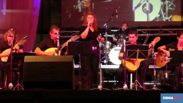 La Rondalla Daniya presentó su CD en el II Aplec de Rondalles de Dénia 16 Rondalla Daniya 05
