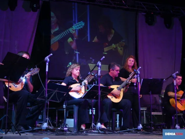 La Rondalla Daniya presentó su CD en el II Aplec de Rondalles de Dénia 21 Rondalla Daniya 10
