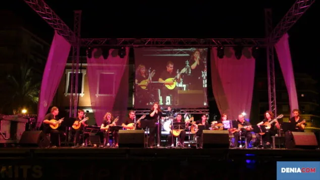 La Rondalla Daniya presentó su CD en el II Aplec de Rondalles de Dénia 12 Rondalla Daniya
