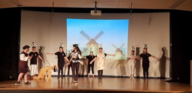 Salón de actos del colegio Llebeig