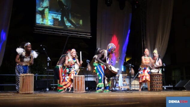 Un público entregadísimo disfrutó con Kirama Kergui 6 Kirama Kergui 06