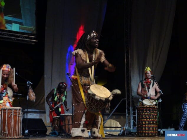 Un público entregadísimo disfrutó con Kirama Kergui 9 Kirama Kergui 09