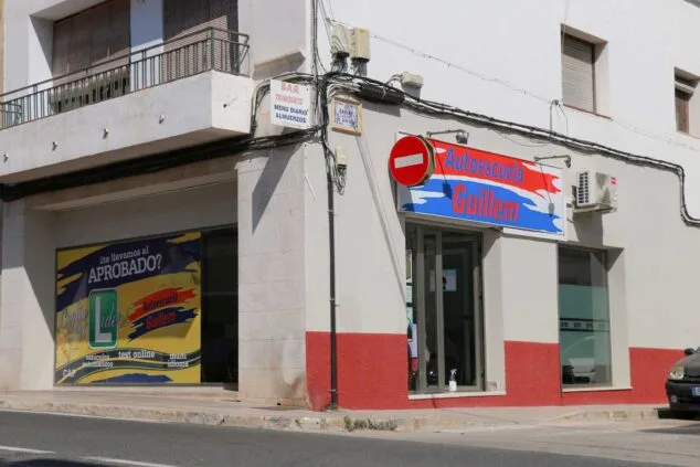 autoescuela guillem en benissa