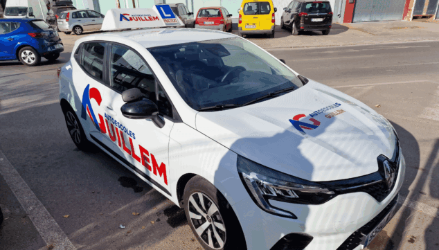 este es el coche nuevo para hacer tus practicas