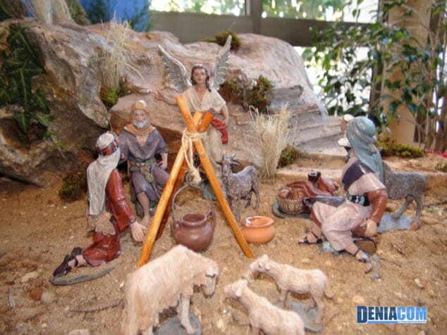 Los colegios de primaria sorprenden con espectaculares y originales belenes 4 Belen Carmelitas 04