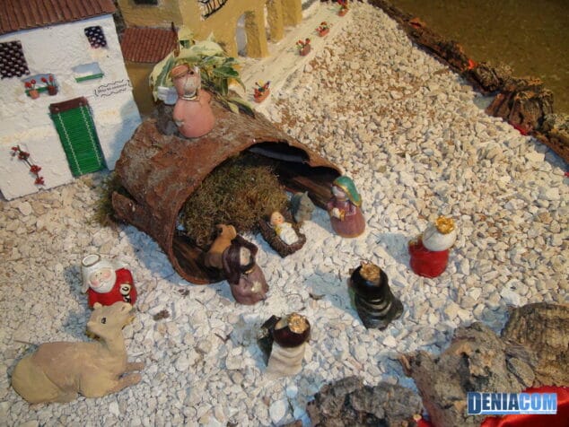 Los colegios de primaria sorprenden con espectaculares y originales belenes 11 Belen Llebeig 02