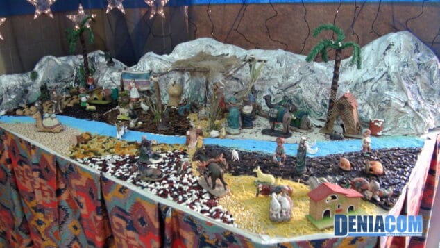 Los colegios de primaria sorprenden con espectaculares y originales belenes 34 Belen Raquel Paya 01