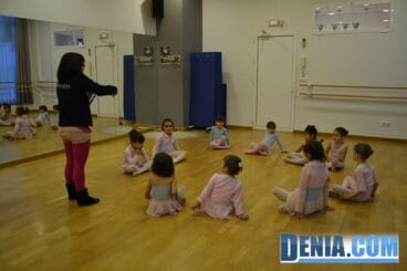 Clases de ballet infantil en Dénia – Babylon