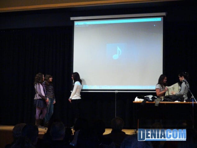 Clausura saturdays in English 11