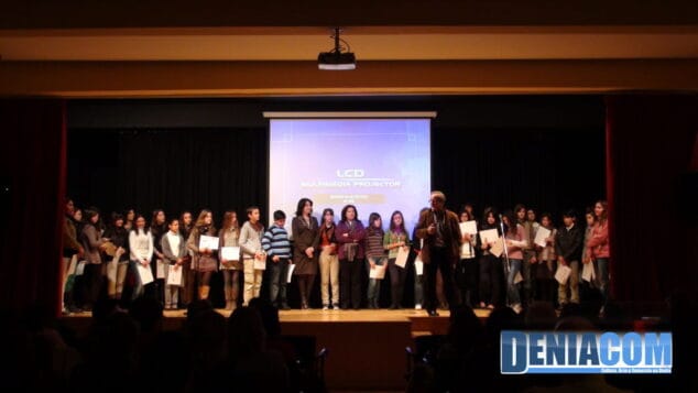 Clausura saturdays in English 181