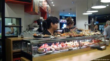 Barra de pinchos en Lizarran