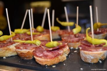 Pinchos en Lizarran Dénia