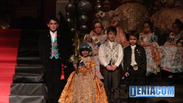 La Falla Diana transforma el Centro Social en el Teatro Kodak de Los Ángeles 7 Presentacion Diana 06