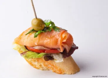 Lizarran pincho con salmon