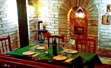 Rincón en el interior de La Sidrería