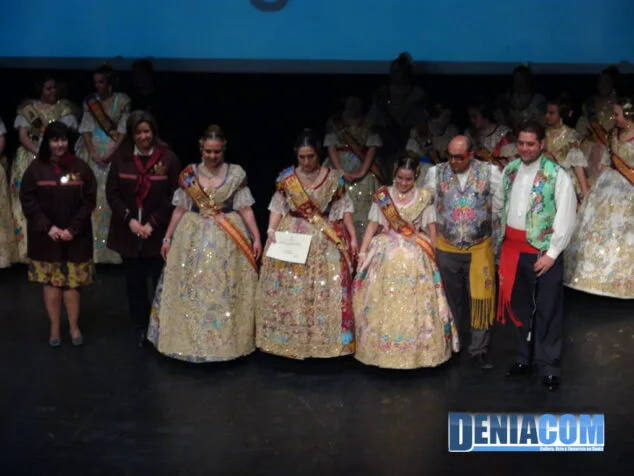 Baix la Mar es la mejor Falla de 2011, y Saladar hace doblete 3 02 Falla Roques 3er Premio Carrer Engalanat