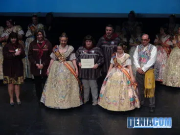 03 Segundo Grupo de Marineros 2o Premio Carrer Engalanat