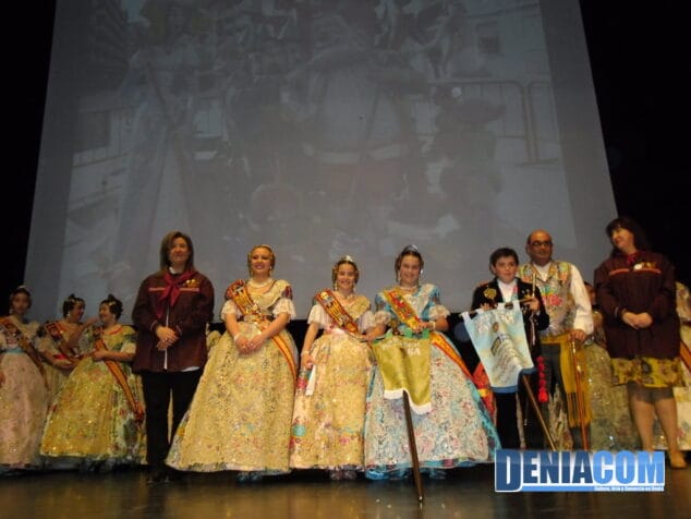 Centro y Saladar se llevan los banderines de mejores fallas infantiles 2011 en Especial y Primera sección 8 07 2º Premio Seccion 1º Diana