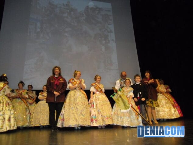 Centro y Saladar se llevan los banderines de mejores fallas infantiles 2011 en Especial y Primera sección 13 12 3º Premio Seccion Especial Paris Pedrera