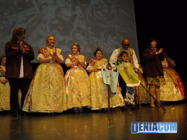 Centro y Saladar se llevan los banderines de mejores fallas infantiles 2011 en Especial y Primera sección 14 13 2º Premio Seccion Especial Baix la Mar
