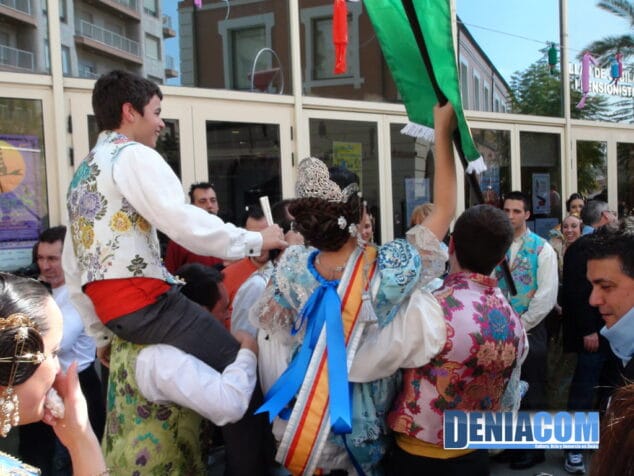 Centro y Saladar se llevan los banderines de mejores fallas infantiles 2011 en Especial y Primera sección 16 15 Celebración de la Falla Saladar