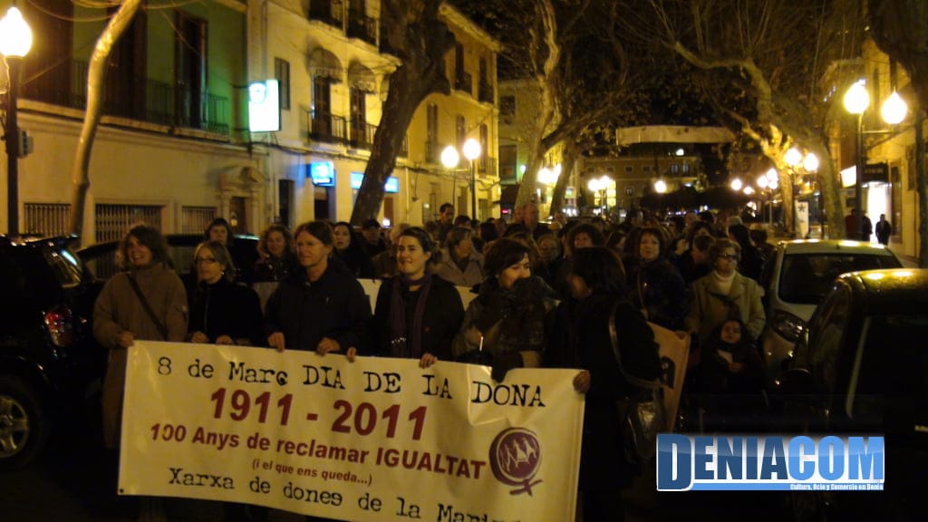 Manifestación Xarxa de dones 02