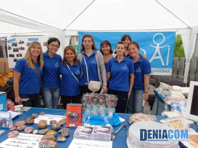Más de setenta asociaciones se dan cita en la Feria de Asociaciones de Dénia 6 Feria de las Asociaciones 05