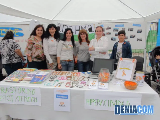 Más de setenta asociaciones se dan cita en la Feria de Asociaciones de Dénia 11 Feria de las Asociaciones 10