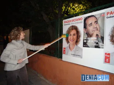 Pegada Carteles PSOE Paqui